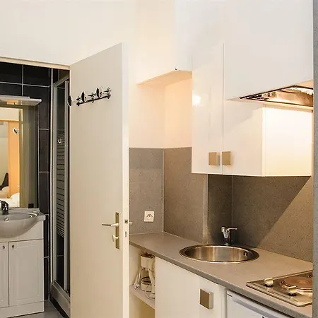Parisiens Apartman *